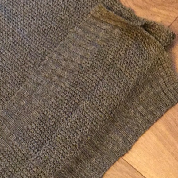 OPEN FINE LUXE KNIT WITH RUSTIC SEEMS LIGHTEST GREEN - Picture 9 of 11